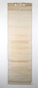 (4)