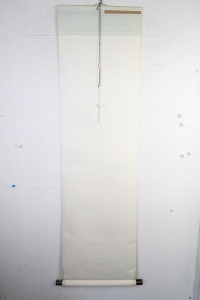 (4)